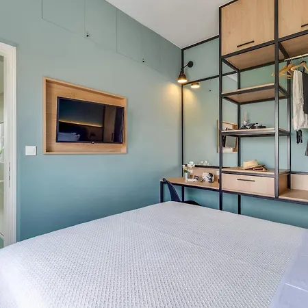 Koukou -fast Wifi- 5' To Old Town Chania (Crete)